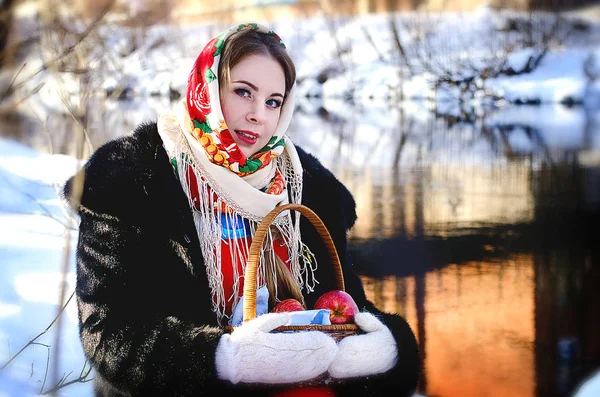 Beautiful Girl Shawl — Stock Photo, Image