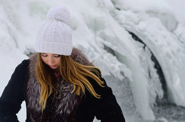 Beautiful Girl Winter Nature — Stock Photo, Image