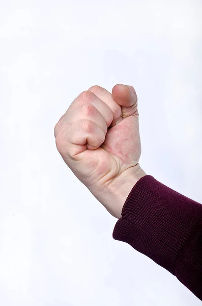 Ein Mann Spielt Mit Seinen Fingern — Stockfoto