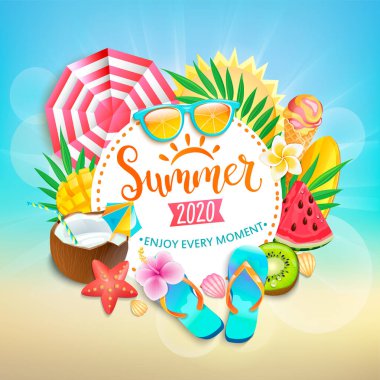 2020 yazında karşılama pankartı. Sıcak mevsimin parlak sembolleri - dondurma kokteyli, karpuz, mango ve kivi, tropikal yapraklar. Tasarım, web, reklam için tanıtım şablonu. Vektör İllüstrasyonu.
