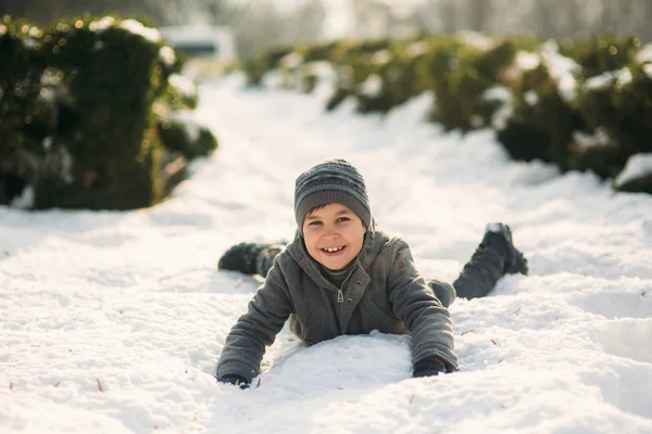 Zima s dítětem — Stock fotografie