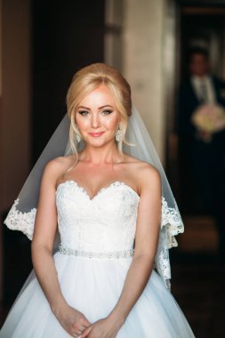 Önce damat ve gelin düğün sabahbuluşmak