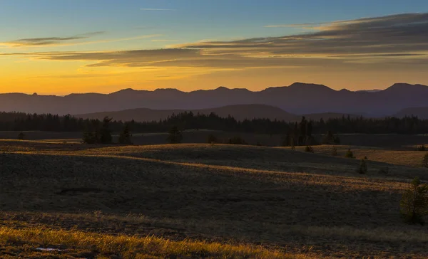 Tramonto nel Parco Nazionale del Crater Lake — Foto Stock