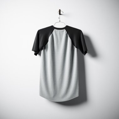 Gri ve siyah renklerin boş pamuklu tshirt merkezi boş beton duvar asılı. Son derece ayrıntılı doku malzemeleri ile etiket maketini temizleyin. Meydanı. Arka taraf görünümü. 3d render.