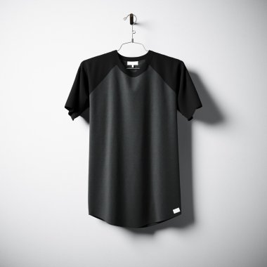 Boş pamuk tshirt siyah ve gri renk Merkezi boş beton duvara asılı. Açık etiket mockup son derece detaylı dokulu malzemeler ile. Kare. Ön görünüm. 3D render.