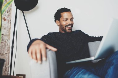 çekici bir Afrika adam