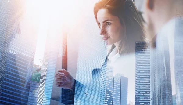 Business people on meeting and skyscrapers — Stock Photo, Image