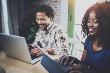 Geri kalan evde olan çift