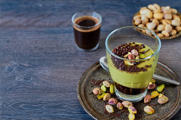 Pistachio and chocolate panna cotta — Stock Photo, Image