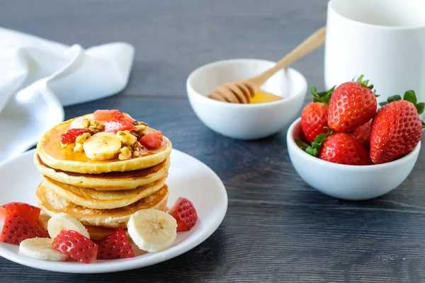 Healthy Breakfast Table Homemade Pancakes Exotic Fruits Coffee — Stock Photo, Image