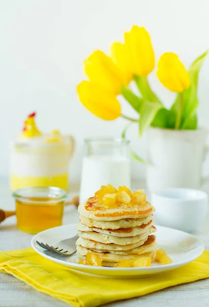 Homemade Rustic Pancakes Stack Baked Apples Walnuts — Stock Photo, Image