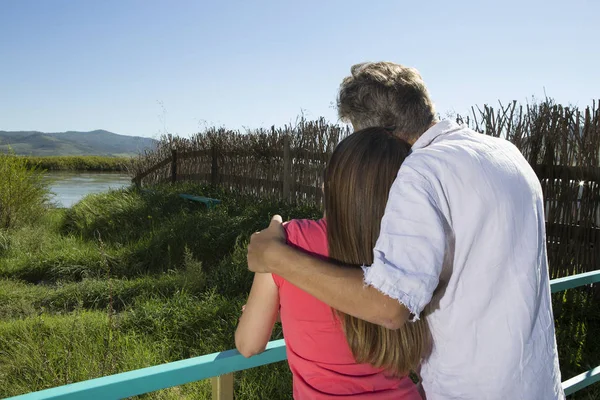 Älskare man och kvinna — Stockfoto