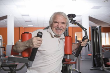 Fitness merkezi komuta sizde