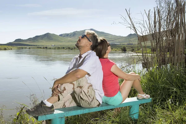 Liebende Mann und Frau — Stockfoto