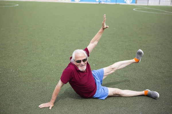 Komuta sizde açık bir stadyumda egzersiz