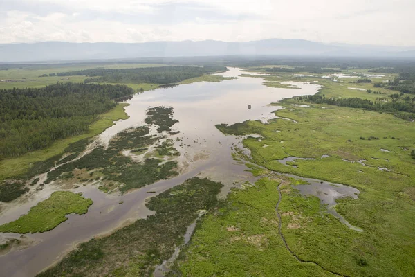 Nehirler ve göller yükseklikten