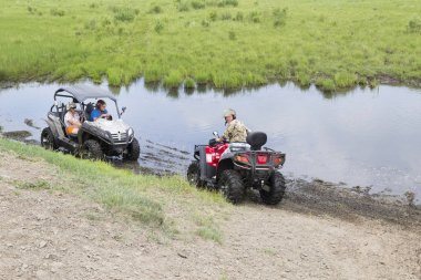 All - arazi araçları turist. ATV üzerinde