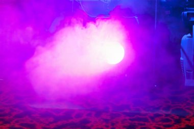 Konser Sahne Alanı'nda tiyatro ışık