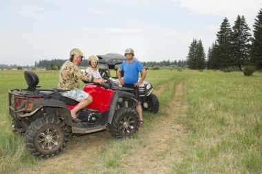 All - arazi araçları turist. ATV üzerinde
