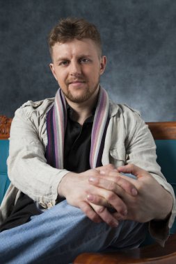 Genç bir adamın portresi