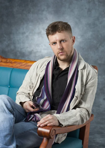 Genç bir adamın portresi