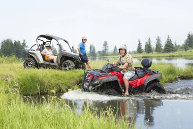 All - arazi araçları turist. ATV üzerinde