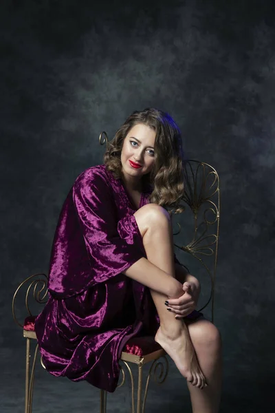 Girl draped in velvet — Stock Photo, Image