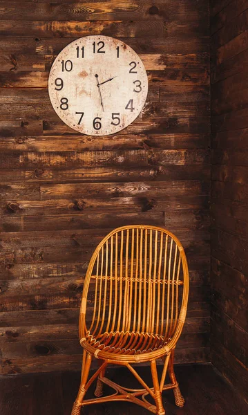 Old vintage clock on a wooden wall — Stock Photo, Image