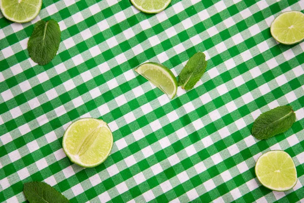 lime and mint background