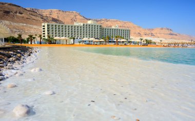İsrail 'de Ölü Deniz ve Ein Bokek Resort.