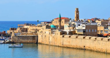 Acre şehir kalesi ve limanı. Unesco mirası.