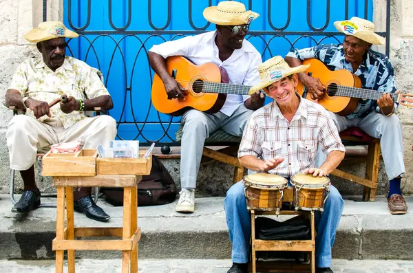哈瓦那的街头音乐家, 古巴 图库图片
