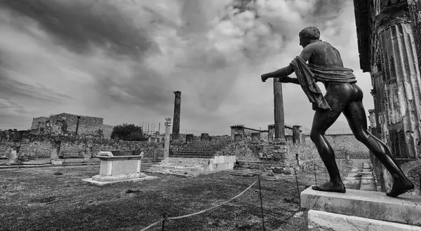 Bronze of the god Apollo at Pompeii — Foto de Stock