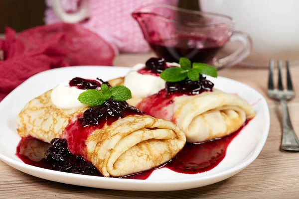 Pancakes Filled Cottage Cheese Blackcurrant Jam Traditional Russian Cuisine Maslenitsa — Stock Photo, Image