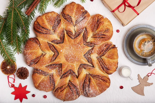 Traditional Christmas Cake Shape Snowflake Delicious Homemade Pie Chocolate — Stock Photo, Image