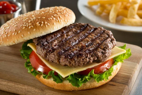 Gegrilde Angus Burger — Stockfoto