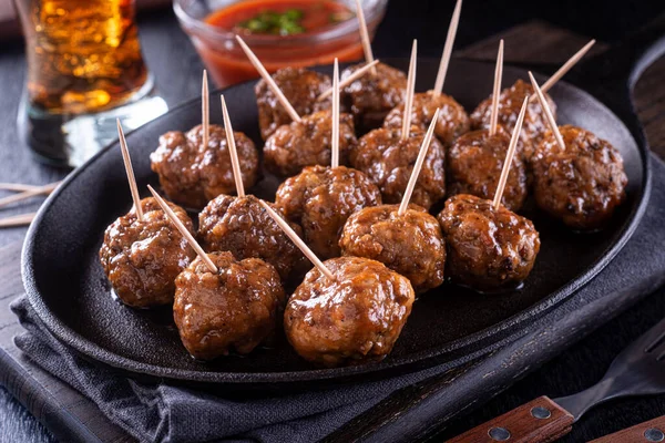 Platter Delicious Sweet Spicy Meatballs — Stock Photo, Image