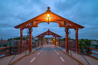 Bybru - eski köprü Trondheim, Norveç
