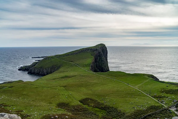 Neist Point maják na ostrově Skye, skotský highland — Stock fotografie