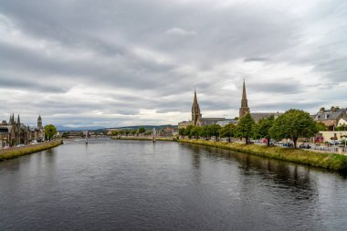 Inverness adlı yaz, İskoçya bulutlu hava