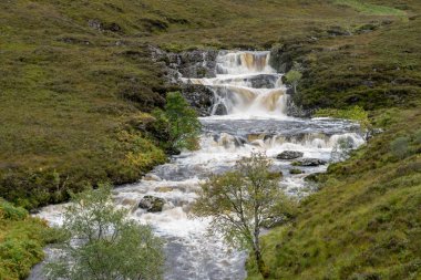 Ardessie şelale Cascades