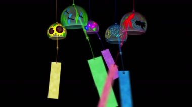 Rüzgar çanı eşliğinde geleneksel Japon yaz manzarası. Renkli rüzgar çanı. Döngü canlandırması.