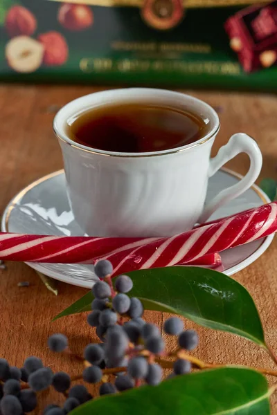                                Kahve ve kırmızı karamel. 