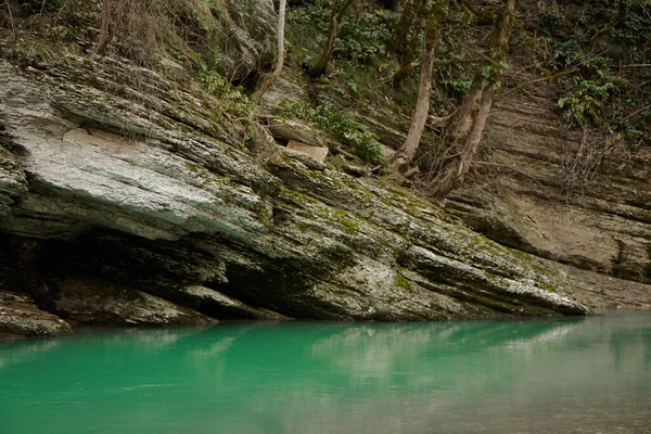 İnanılmaz nehir ve taş