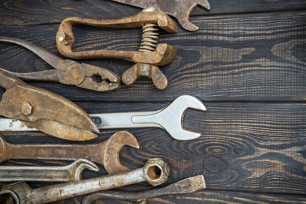 Rusty Old Tools Stacked Work Black Vintage Wood Background — Stock Photo, Image