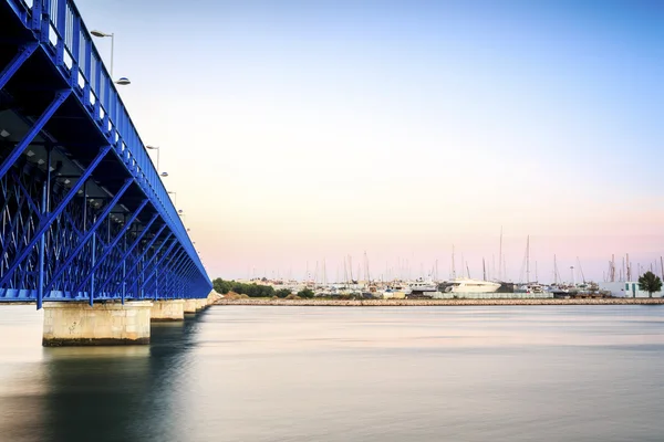 Rio Arade Litoral em Portimão, Algarve, Portugal — Fotografia de Stock