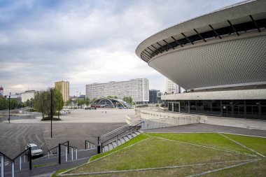 Şehir Merkezi, Katowice, Pol Spodek denilen eğlence salonu