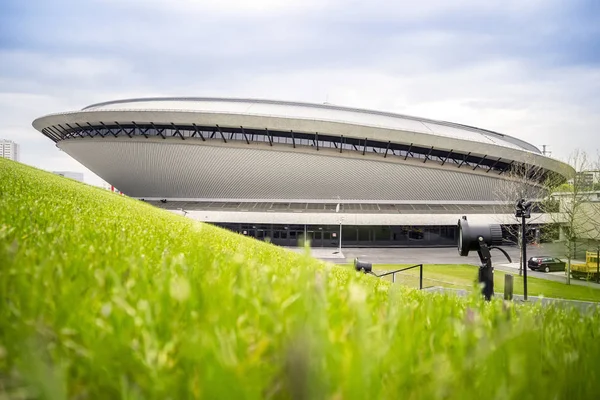 Szórakozás hall nevű Spodek a város központjában a Katowice, Pol — Stock Fotó