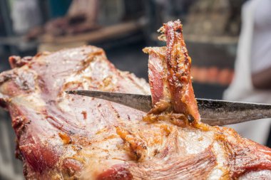 Nyama choma ızgara et - geleneksel Doğu Afrika yemeği anlamına gelir