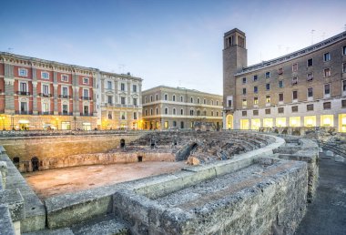 Antik amfitiyatro Lecce, İtalya